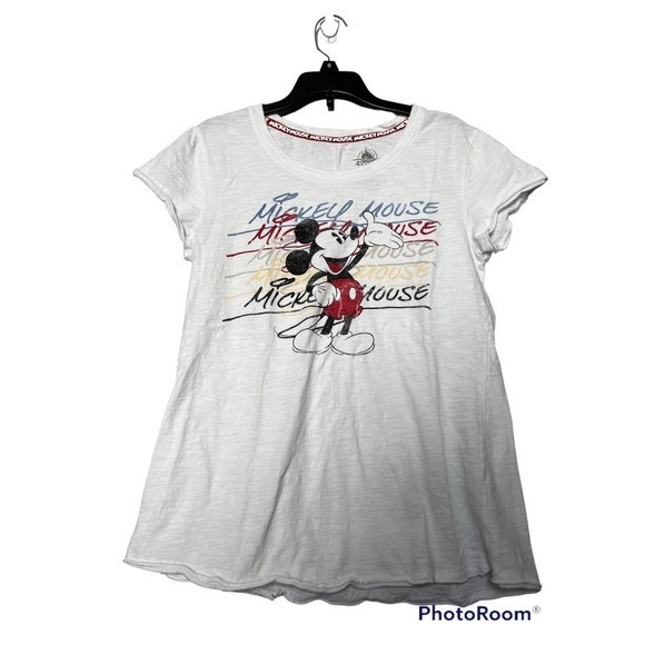 Disney Tops - Disney Parks Mickey t shirt‎ size M